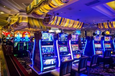 jayajitu live blackjack table with professional dealer and HD camera
